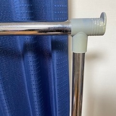 ハンガーラックの画像