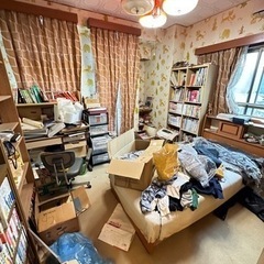 即渡し可能 引き取りのみ 【0円無料】兵庫県洲本市 300坪の家 家具や家電などの画像