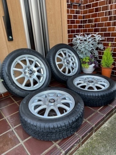 スタッドレスタイヤ&ホイール(4本)