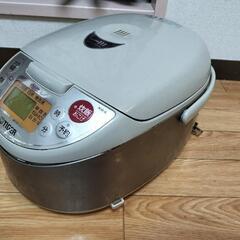 タイガー　IH炊飯器