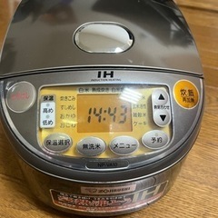 炊飯器　5.５合炊きの画像