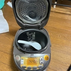 炊飯器　5.５合炊きの画像