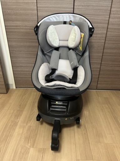 コンビCOMBIチャイルドシート