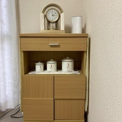 TV台　