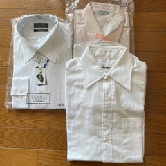 ワイシャツ3点です。