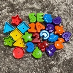 おもちゃ　2点セット　ベビー　フィッシャープライス　型はめ　パズルの画像