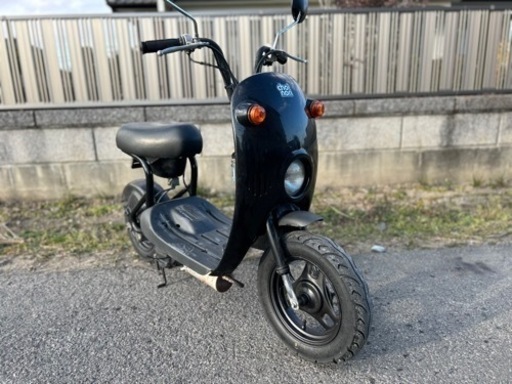 ☆チョイノリ低燃費4ストモデル☆タイヤ2本・プラグ・ミラー・エアクリなど新品！キャブレーターオーバーホール済みで快調^_^50cc原付スクーター☆