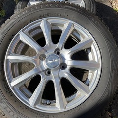 スタッドレスタイヤ ホイール付き 175/65R15 ブリヂストンの画像