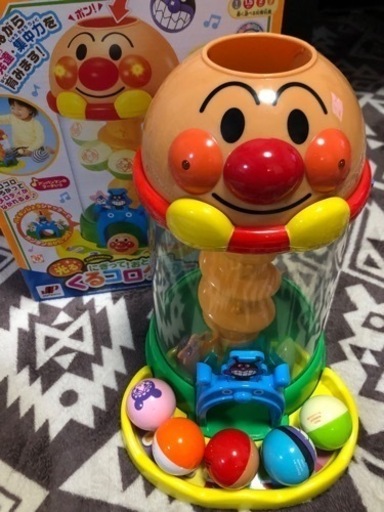 アンパンマン　くるコロタワー　知育玩具玩具