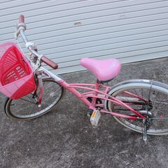 子供用・女の子用・自転車（補助輪付き）の画像