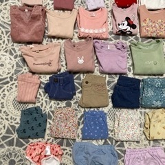 女の子用　80サイズ　多数　シャツ　ズボン　トレーナーなど　38着の画像