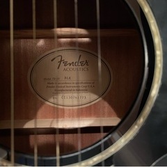 Fenderアコースティックギターの画像