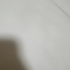 白いソファ　2ヶ月のみ使用。の画像
