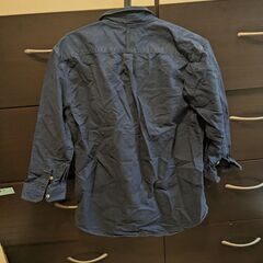 男性用七分丈Lサイズシャツの画像