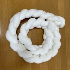 ベッドガード　クッション　3本編みの画像