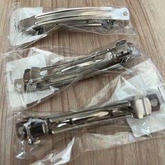 ヘアクリップ アクセサリーパーツ3点の画像