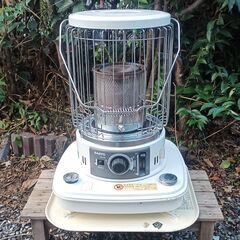 ★美品!!お届け可!!★ サンヨー 石油ストーブ 自然通期形開放式 OHC-423の画像