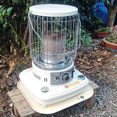 ★美品!!お届け可!!★ サンヨー 石油ストーブ 自然通期形開放式 OHC-423の画像