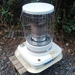 ★美品!!お届け可!!★ サンヨー 石油ストーブ 自然通期形開放式 OHC-423の画像