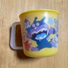 アンパンマン　お弁当箱　コップの画像