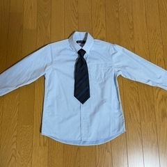 男の子　フォーマルスーツ　130㎝の画像