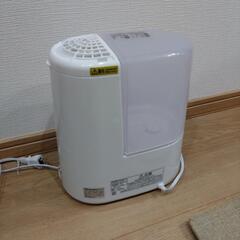 アイリスオーヤマ 加熱式加湿器の画像