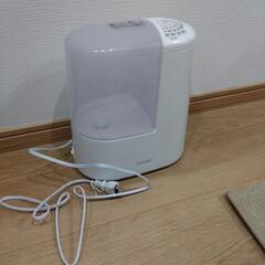 アイリスオーヤマ 加熱式加湿器