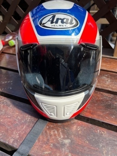 Araiヘルメット