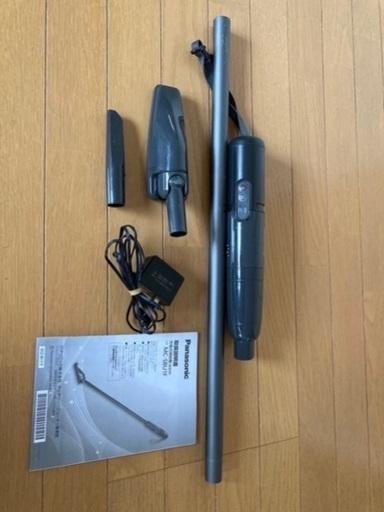 パナソニック　ハンディクリーナー黒　中古