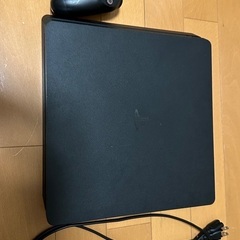 美品　SONY PS4 ジェット・ブラック 500GB CUH-2200AB01の画像