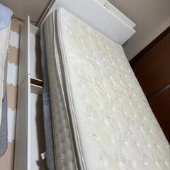 ホワイト　セミダブルベッド　セミダブルベットの画像