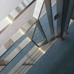 初心者、未経験でも月≒35万可能、物づくり好きな方、建築店舗金物、看板サイン、DIY、製作、取付、手伝って下さい。金属の大工さんみたいな仕事です。の画像
