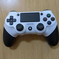 PS4本体箱あり＋ソフト＋コントローラー４つの画像