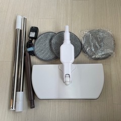 ダブルベッド　コードレスモップクリーナー