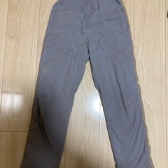 シャカシャカパンツ　ユニクロ　130