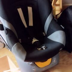 チャイルドシート 新生児〜幼児