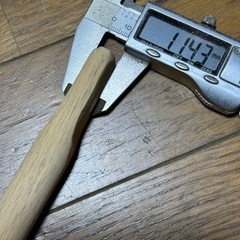 トランペットメンテナンス用（万力固定式）木製マンドレル2本セット無保証品【ニス塗装バージョン】の画像