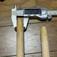 トランペットメンテナンス用（万力固定式）木製マンドレル2本セット無保証品【ニス塗装バージョン】の画像