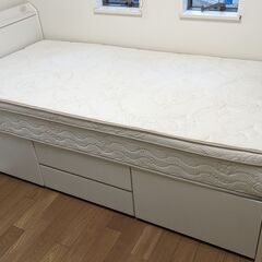 シングルベッド、マットレス