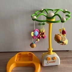 Combi メリーの画像