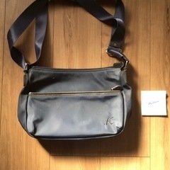 キタムラのショルダーバックです。
