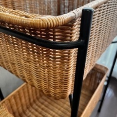 WALLABY BASKET STAND Black IDEE イデー WALLABY BASKET STAND Black｜その他インテリアアクセサリ｜IDEE SHOP