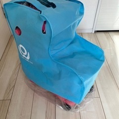 未使用品！子供が乗れるキャリーケース。
