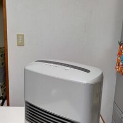 HITACHI 都市ガス ファンヒーターの画像