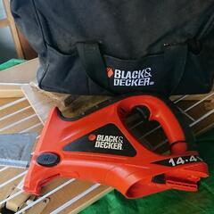 バッテリー式電動ノコギリ