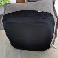 折り畳み椅子の画像