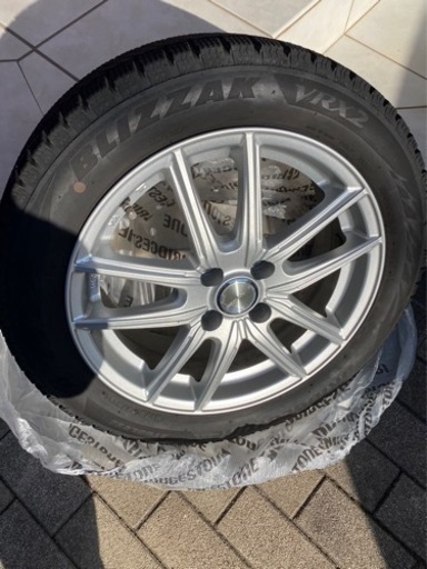年始特別特価⭐︎スタッドレスタイヤ