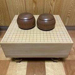 囲碁セット　碁盤と碁石の画像