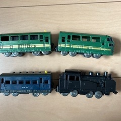 【美品】ダイソー　電車　汽車　レール　坂　踏切　トンネル　セット【同時購入、割引あり】の画像