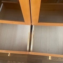 食器棚・本棚の画像